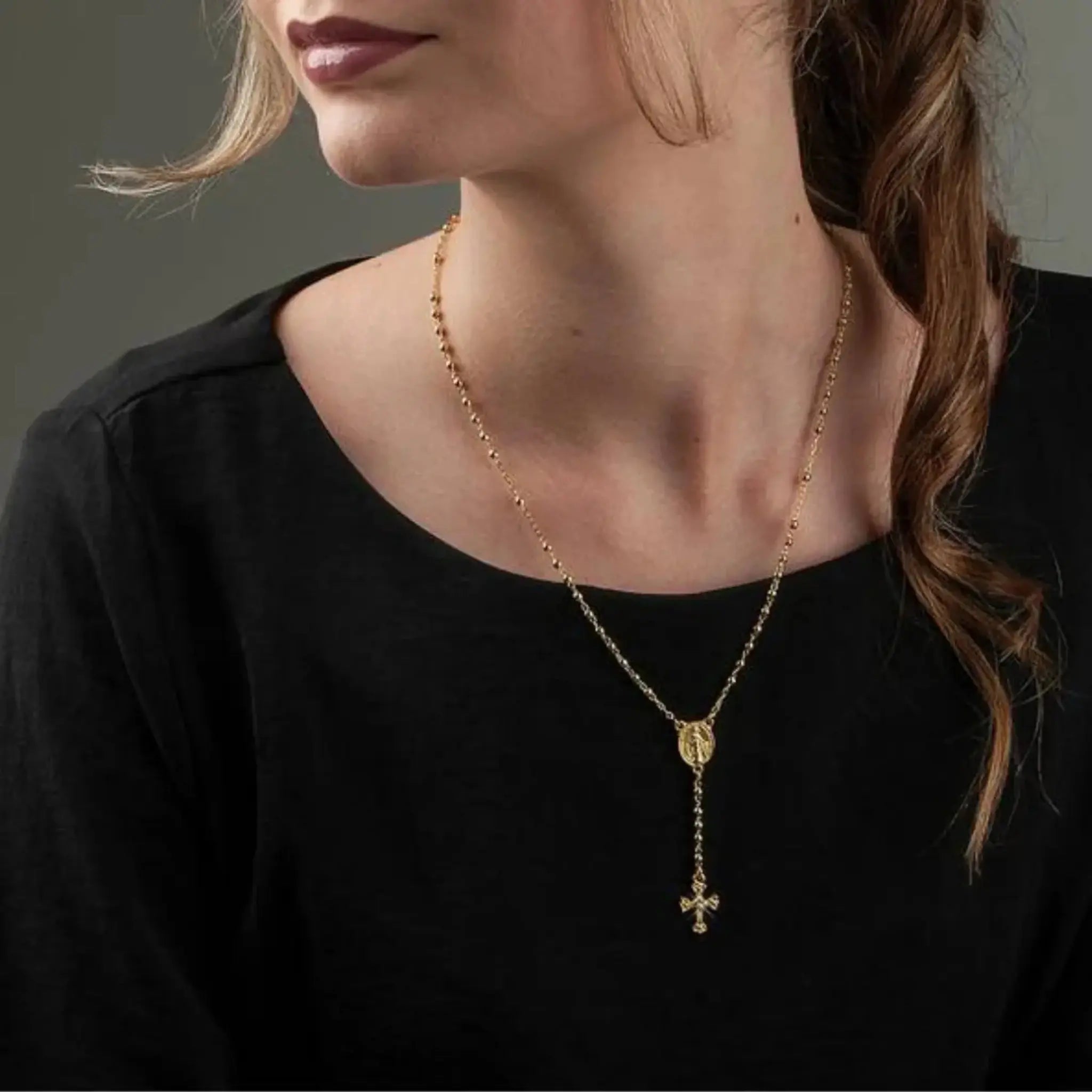 Colar Terço Metal Dourado no Vidrinho