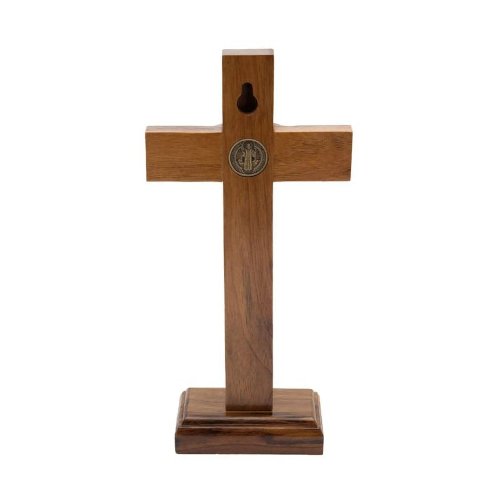 Crucifixo com Medalha de São Bento 17cm Ouro Velho