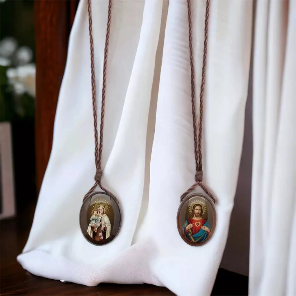 Escapulário Oval Nossa Senhora do Carmo e Sagrado Coração de Jesus
