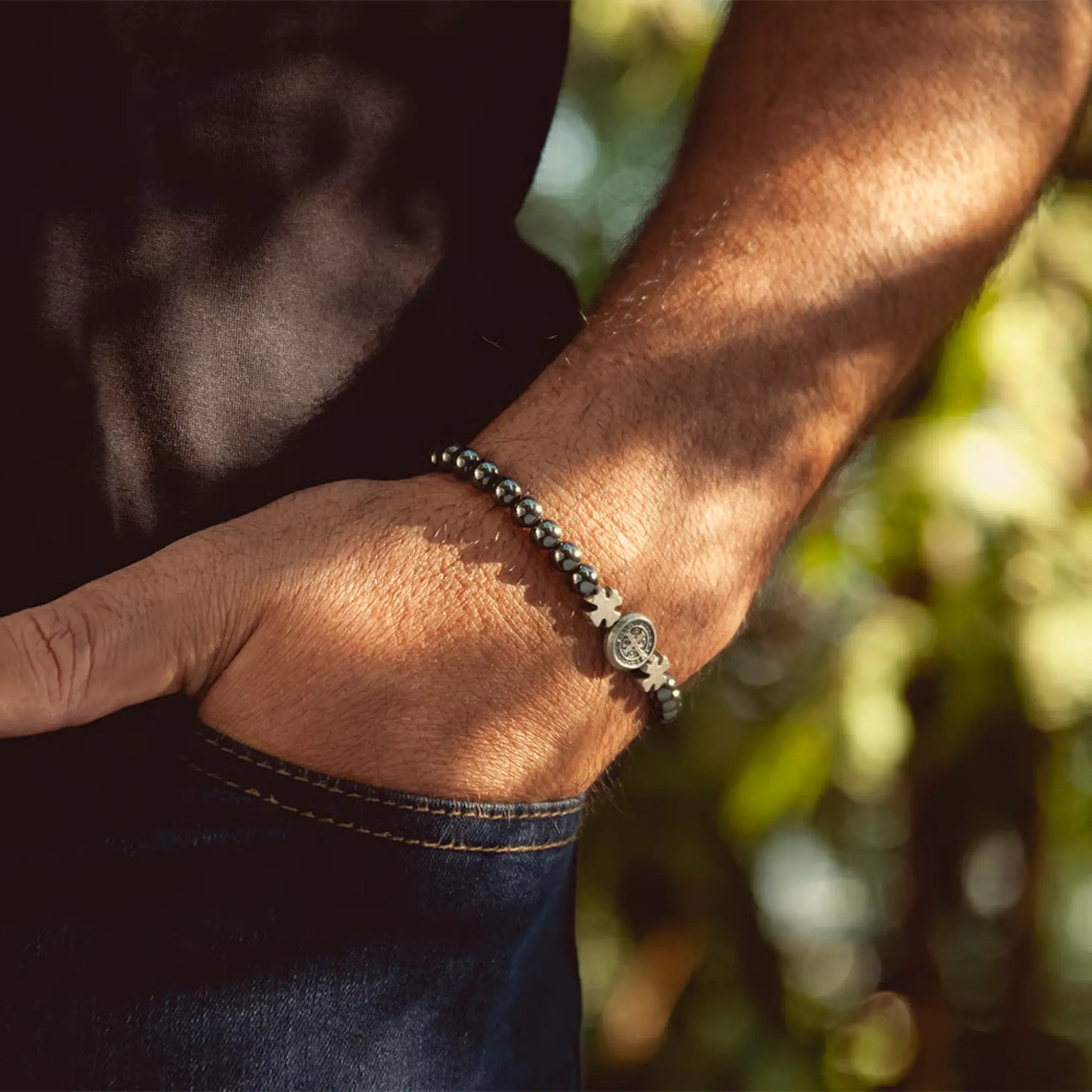 Pulseira Homem de Fé com Medalha de São Bento Prata Velha